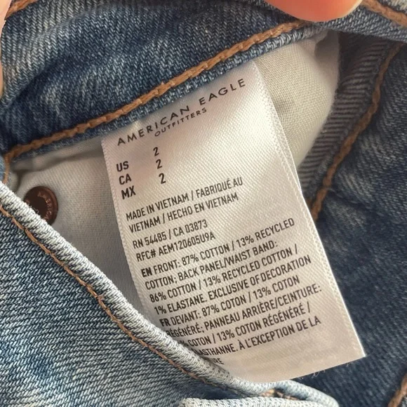 American Eagle Outfitters Women's Light Blue Denim Jean Shorts - Picture 3 of 6